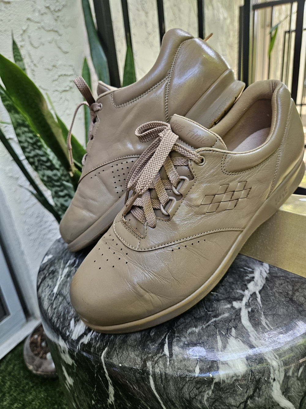 SAS Free Time Leather Walking Shoes Women's Taupe Comfort Sneakers Size 9M